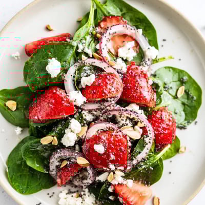 Strawberry Spinach Balsamic Poppy Seed